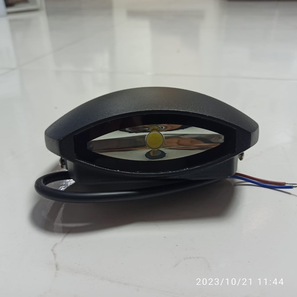 APLIQUE DE PARED NEGRO OVALADO BLANCO 2*3W