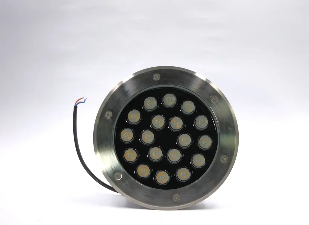 SPOT DE PISO CIRCULAR 18W  LUZ CALIDA 3500K  AC 100-270V COLOR: PLATEADO 